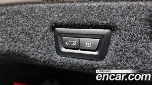 BMW 5-Series 520i Special Edition 2025 года из Южной Кореи