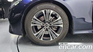 Mercedes-Benz E-Class E200 Avantgarde 2024 года из Южной Кореи