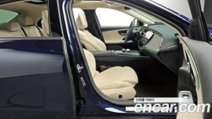 Mercedes-Benz E-Class E200 Avantgarde 2024 года из Южной Кореи
