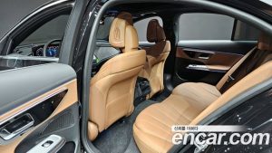 Mercedes-Benz E-Class E200 Avantgarde 2024 года из Южной Кореи
