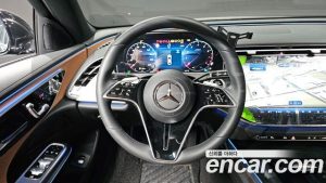Mercedes-Benz E-Class E200 Avantgarde 2024 года из Южной Кореи