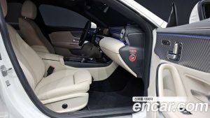 Mercedes-Benz CLA-Class CLA250 4MATIC 2025 года из Южной Кореи