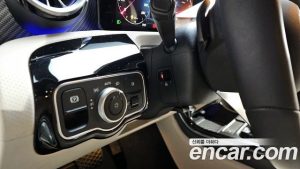 Mercedes-Benz CLA-Class CLA250 4MATIC 2025 года из Южной Кореи