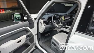 Land Rover Defender 110 D250 X- SE 2025 года из Южной Кореи