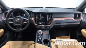 Volvo XC60 B6 ULTIMATE Bright 2024 года из Южной Кореи