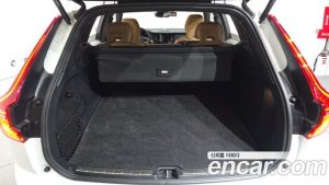 Volvo XC60 B6 ULTIMATE Bright 2024 года из Южной Кореи