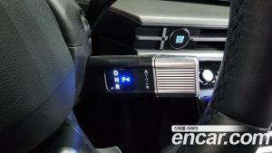 Hyundai Santafe Бензин 2.5T 2WD 2024 года из Южной Кореи