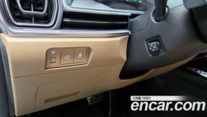 Kia Sorento HEV 1.6 4WD 2025 года из Южной Кореи