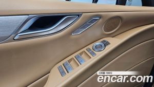 Genesis G80 Бензин 2.5 Turbo AWD 2025 года из Южной Кореи