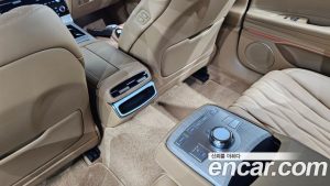 Genesis G80 Бензин 2.5 Turbo AWD 2025 года из Южной Кореи