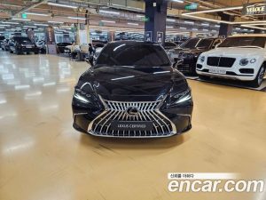 Lexus ES Executive 2026 года из Южной Кореи