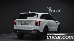 Kia Sorento HEV 1.6 2WD 2024 года из Южной Кореи