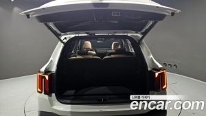 Kia Sorento HEV 1.6 2WD 2024 года из Южной Кореи