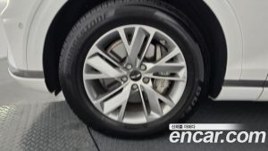 Genesis GV70 2.5T Бензин AWD 2025 года из Южной Кореи