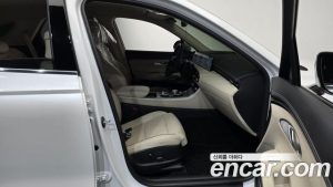 Genesis GV70 2.5T Бензин AWD 2025 года из Южной Кореи