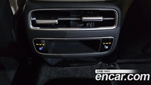 Genesis GV70 2.5T Бензин AWD 2025 года из Южной Кореи
