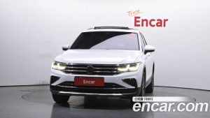 Volkswagen Tiguan 2.0 TDI Prestige 2023 года из Южной Кореи