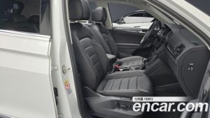 Volkswagen Tiguan 2.0 TDI Prestige 2023 года из Южной Кореи