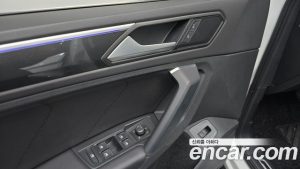 Volkswagen Tiguan 2.0 TDI Prestige 2023 года из Южной Кореи