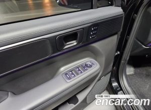 Hyundai Santafe Бензин 2.5T 2WD 2025 года из Южной Кореи