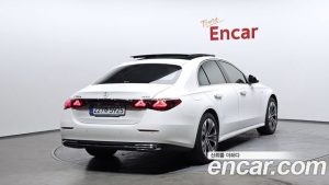 Mercedes-Benz E-Class E350e 4MATIC 2025 года из Южной Кореи