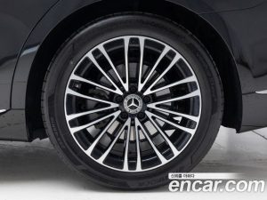 Mercedes-Benz S-Class S350 d 4MATIC 2025 года из Южной Кореи