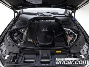Mercedes-Benz S-Class S350 d 4MATIC 2025 года из Южной Кореи