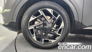Kia Sportage Бензин 1.6 Turbo 2WD 2024 года из Южной Кореи