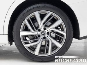 Mercedes-Benz E-Class E220d 4MATIC Exclusive 2025 года из Южной Кореи
