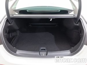 Mercedes-Benz E-Class E220d 4MATIC Exclusive 2025 года из Южной Кореи
