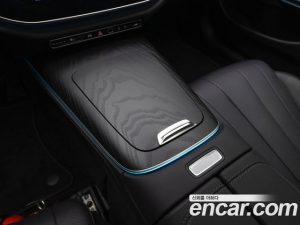 Mercedes-Benz E-Class E220d 4MATIC Exclusive 2025 года из Южной Кореи