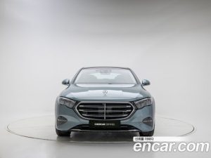 Mercedes-Benz E-Class E220d 4MATIC Exclusive 2025 года из Южной Кореи