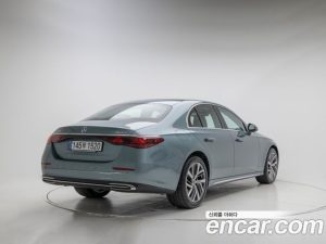 Mercedes-Benz E-Class E220d 4MATIC Exclusive 2025 года из Южной Кореи