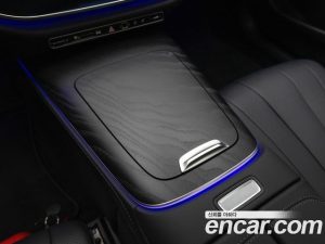 Mercedes-Benz E-Class E220d 4MATIC Exclusive 2025 года из Южной Кореи