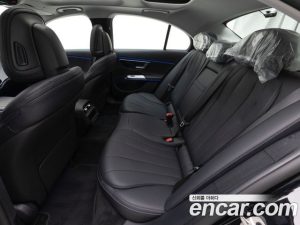 Mercedes-Benz E-Class E220d 4MATIC Exclusive 2025 года из Южной Кореи