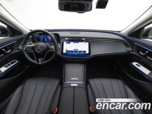 Mercedes-Benz E-Class E220d 4MATIC Exclusive 2025 года из Южной Кореи
