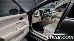 Genesis G90 Бензин 3.5 Turbo AWD 2025 года из Южной Кореи