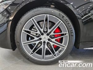 Mercedes-Benz AMG GT 4Door 43 4MATIC+ 2025 года из Южной Кореи