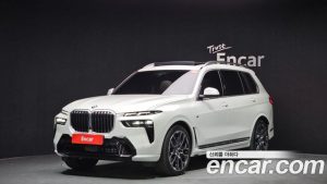 BMW X7 xDrive 40i M Sport 6 2024 года из Южной Кореи