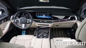 BMW X7 xDrive 40i M Sport 6 2024 года из Южной Кореи