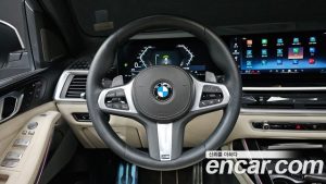 BMW X7 xDrive 40i M Sport 6 2024 года из Южной Кореи
