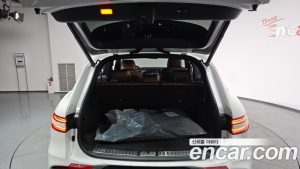 Genesis GV70 2.5T Бензин AWD 2025 года из Южной Кореи
