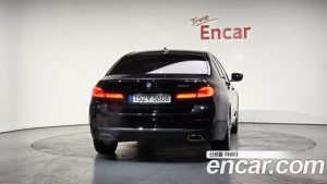 BMW 5-Series 520i Luxury 2023 года из Южной Кореи