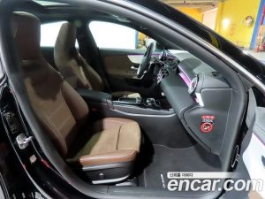 Mercedes-Benz CLA-Class CLA250 4MATIC 2025 года из Южной Кореи