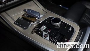 BMW X7 xDrive 40i Design Pure Excellence 6 2023 года из Южной Кореи
