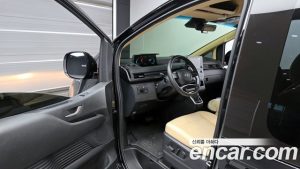 Hyundai Staria HEV 1.6 Tourer 9-Seater 2025 года из Южной Кореи