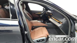 BMW 5-Series 530i xDrive M Sport 2025 года из Южной Кореи
