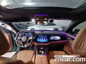 Mercedes-Benz E-Class E300 4MATIC Exclusive 2025 года из Южной Кореи