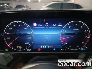 Mercedes-Benz E-Class E300 4MATIC Exclusive 2025 года из Южной Кореи