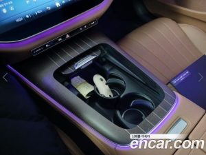 Mercedes-Benz E-Class E300 4MATIC Exclusive 2025 года из Южной Кореи